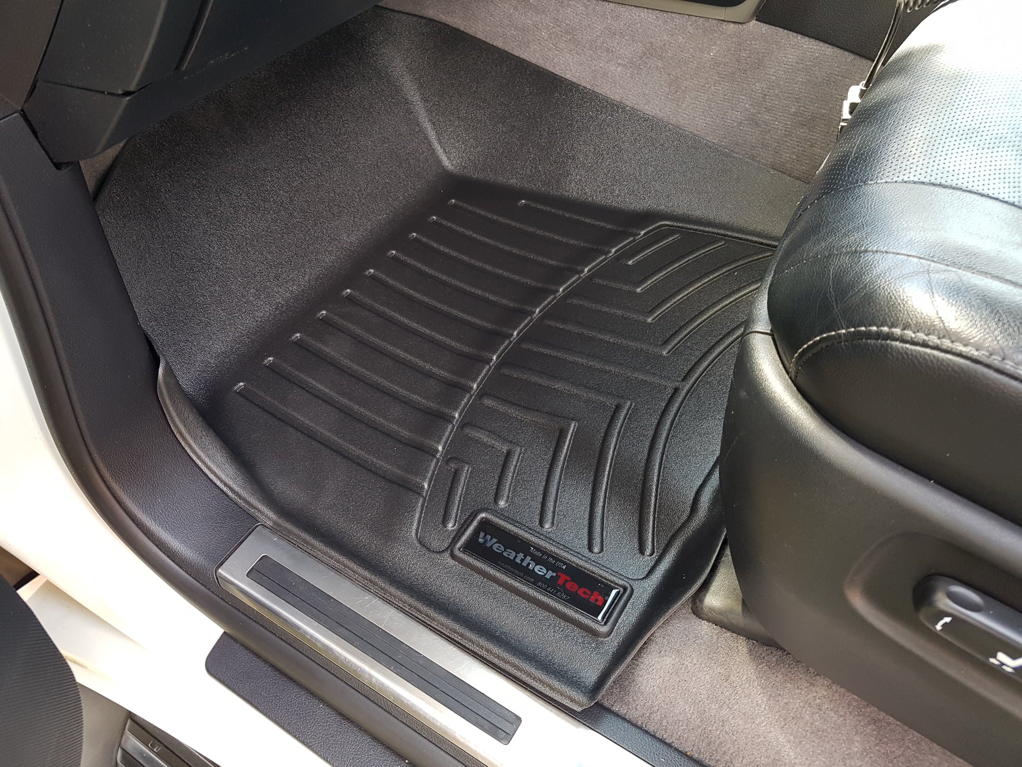 200 series sales landcruiser floor mats