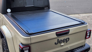 Jeep GLADIATOR DUAL CAB 2019-2022 ELECTRIC ROLLER SHUTTER COVER tonneau hard lid